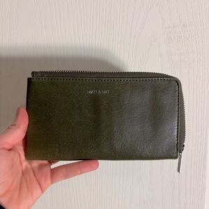 Matt & Nat - Green wallet